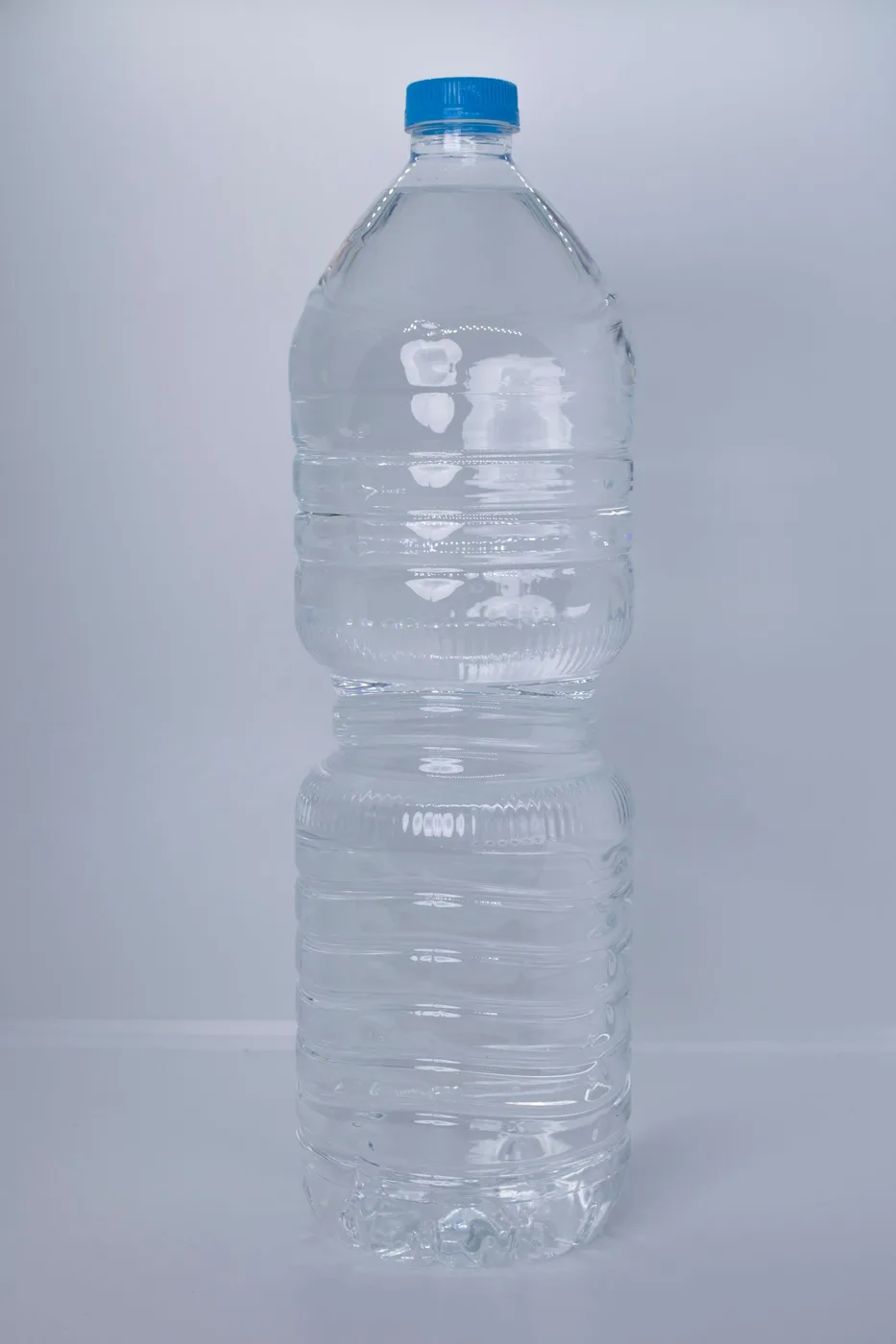 Botella de agua sin marca